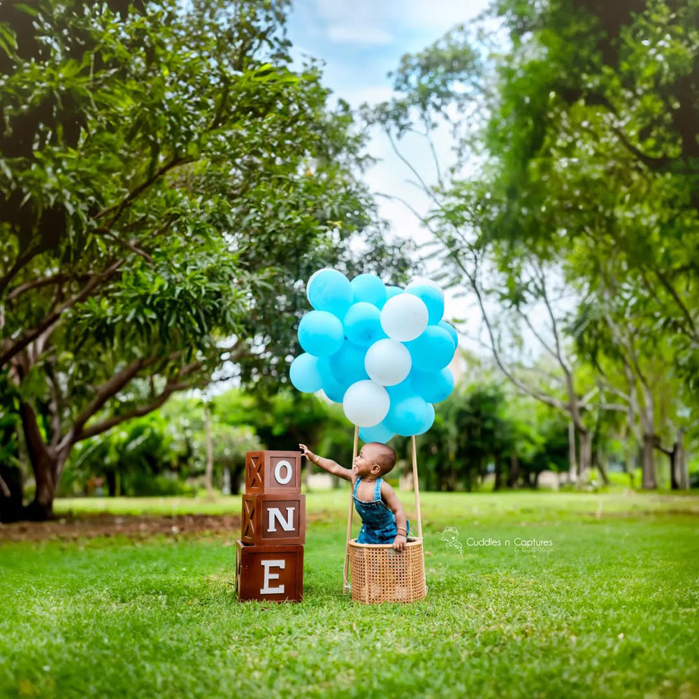 One And Two Apple Boxes : Baby Props