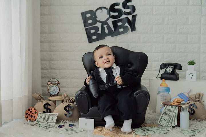 Boss Babe Sofa : Baby Props