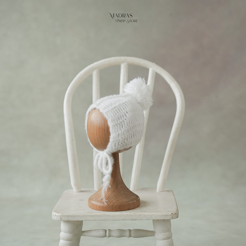 Pompom Cap : Baby Props