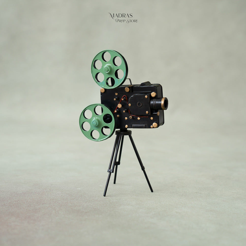 Retro Reel Camera : Baby Props
