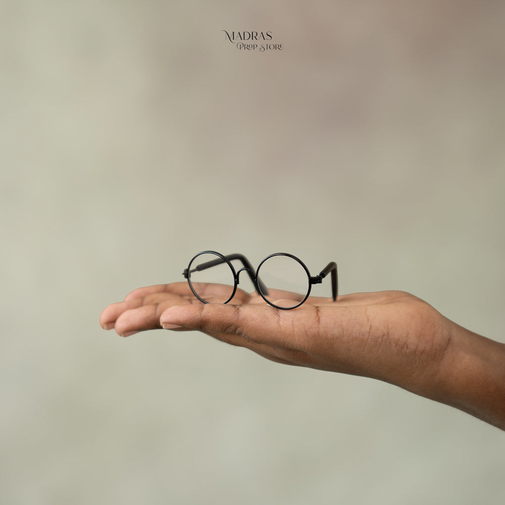 Round Newbon Sunglass ( Ultra Mini ) | 7 in cms : Baby Props