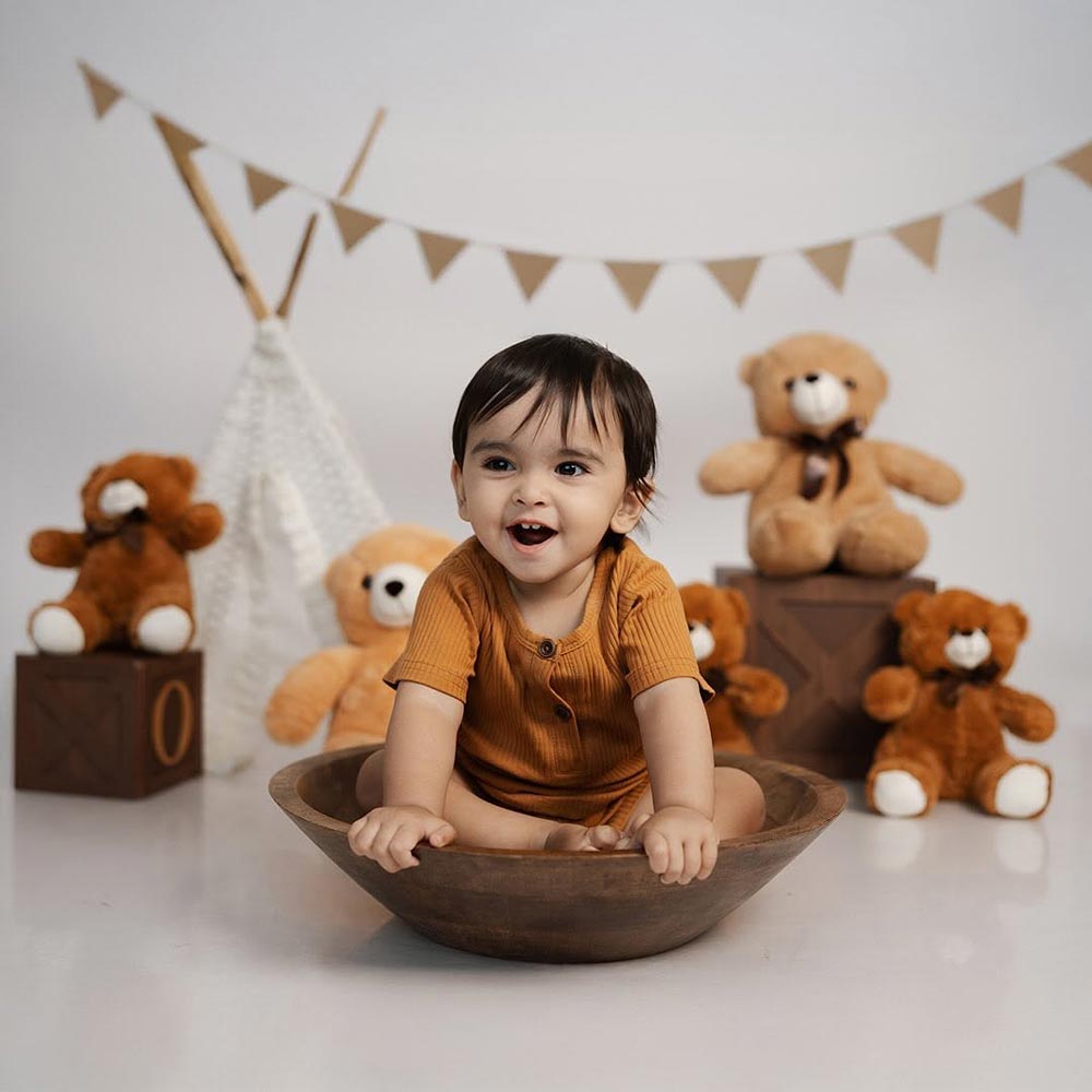 Rustic Wooden Bowl : Baby Props