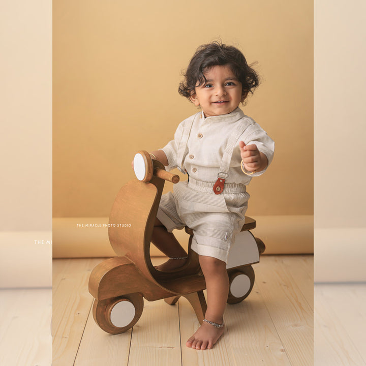 Scooter Prop : Baby Props