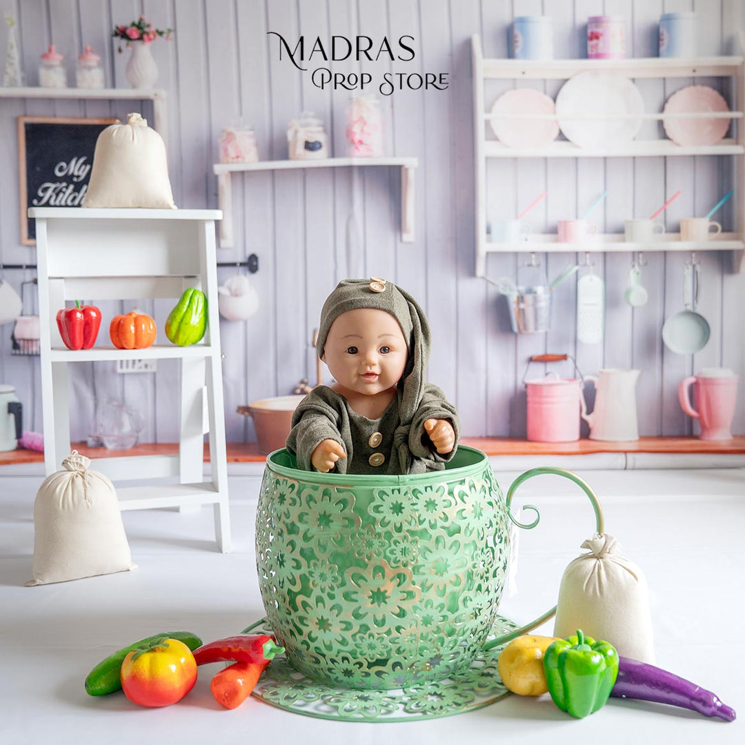 Setup - 0680 ( 18 Setups ) : Baby Props