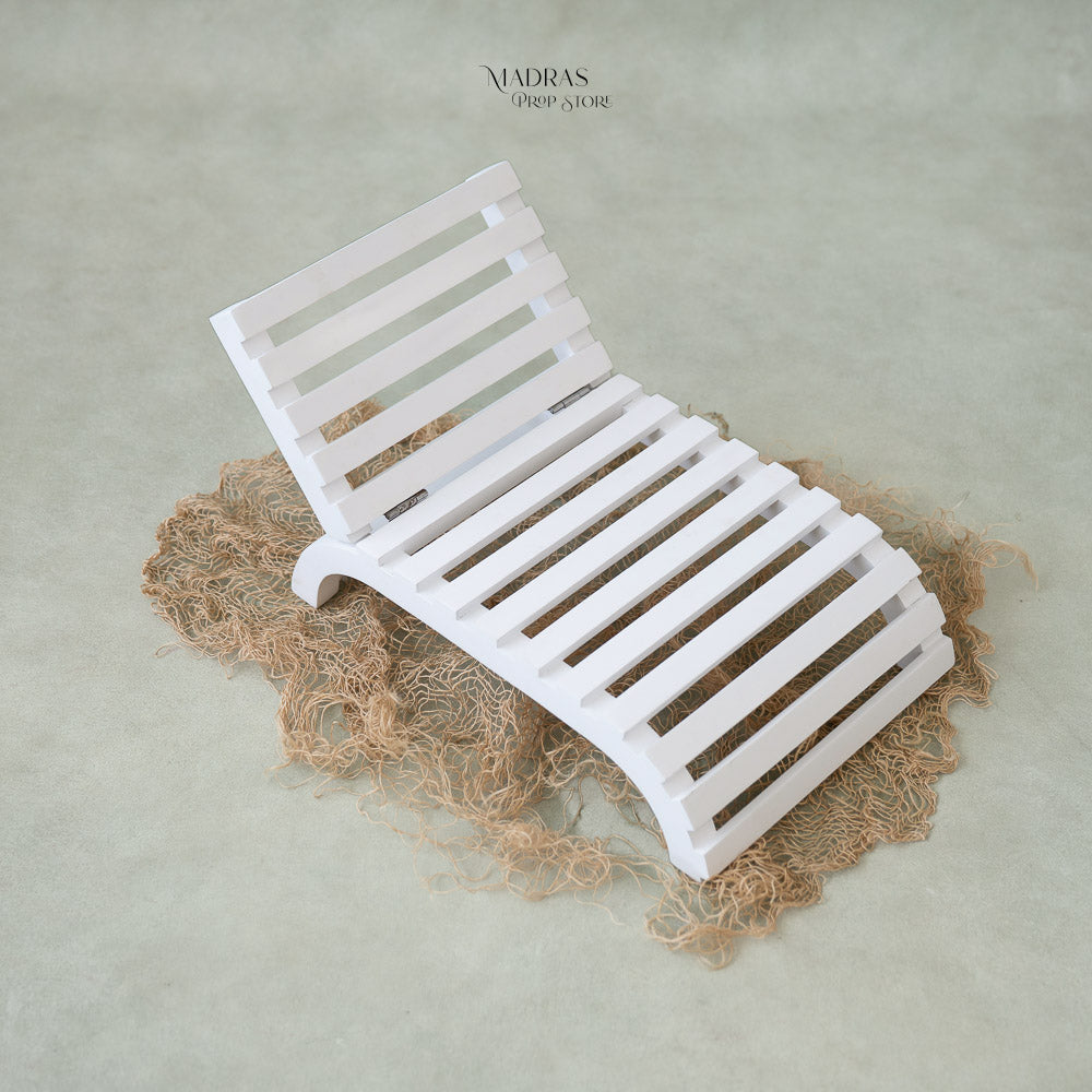 Stylish Beach Bench : Baby Props