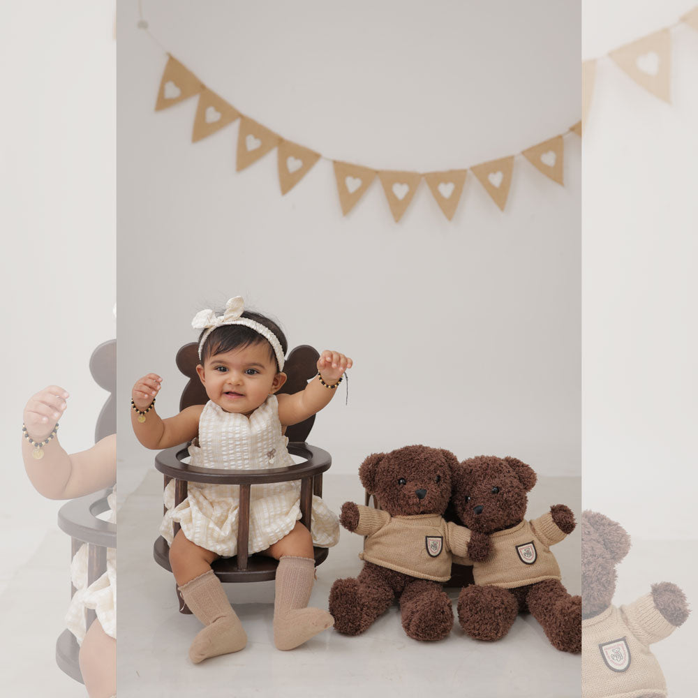 Teddy Crib : Baby Props