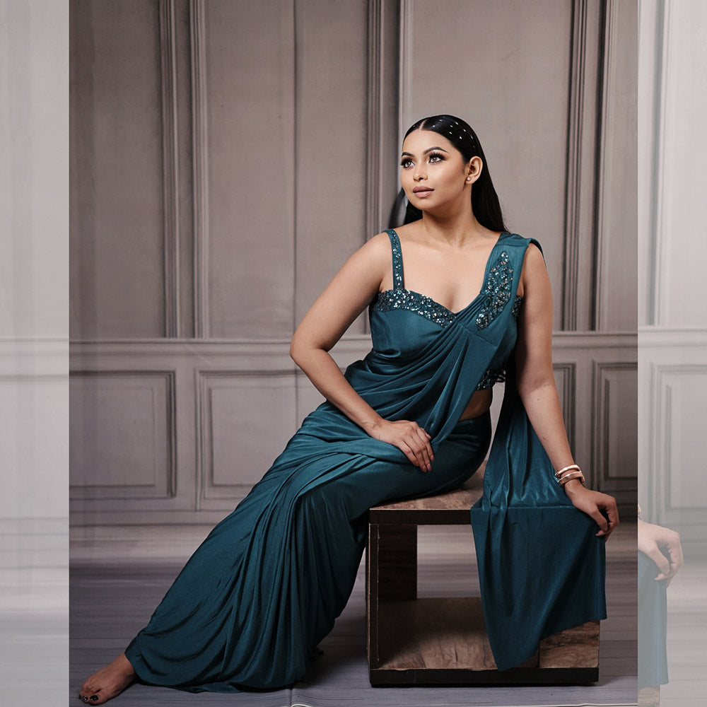 Urban Grey Wall : Maternity Backdrops