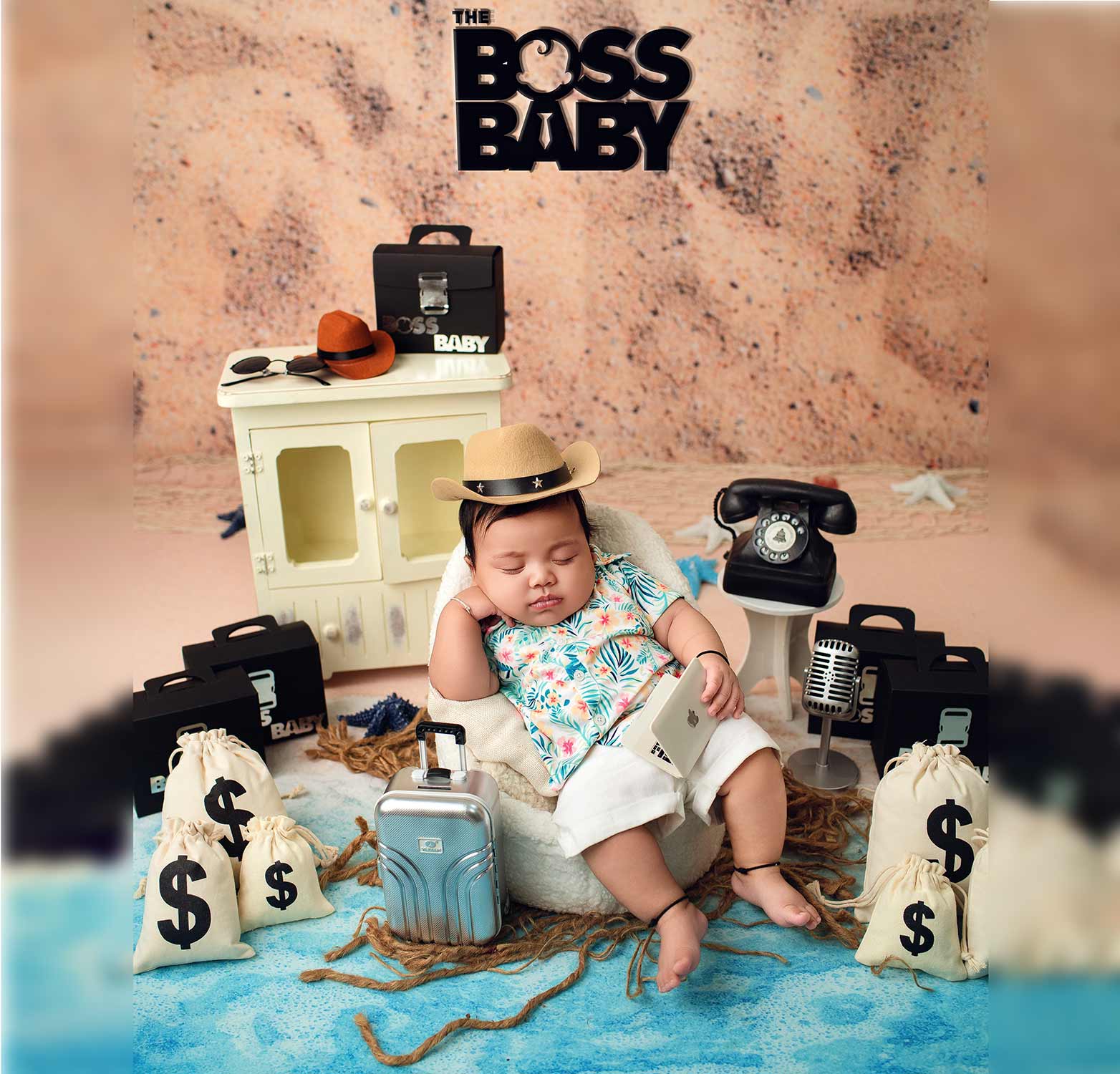 watanababyページ‼️マッドブラック３段BOX Boss Baby Suitcase ( Cardboard Box ) – Madras Prop Store