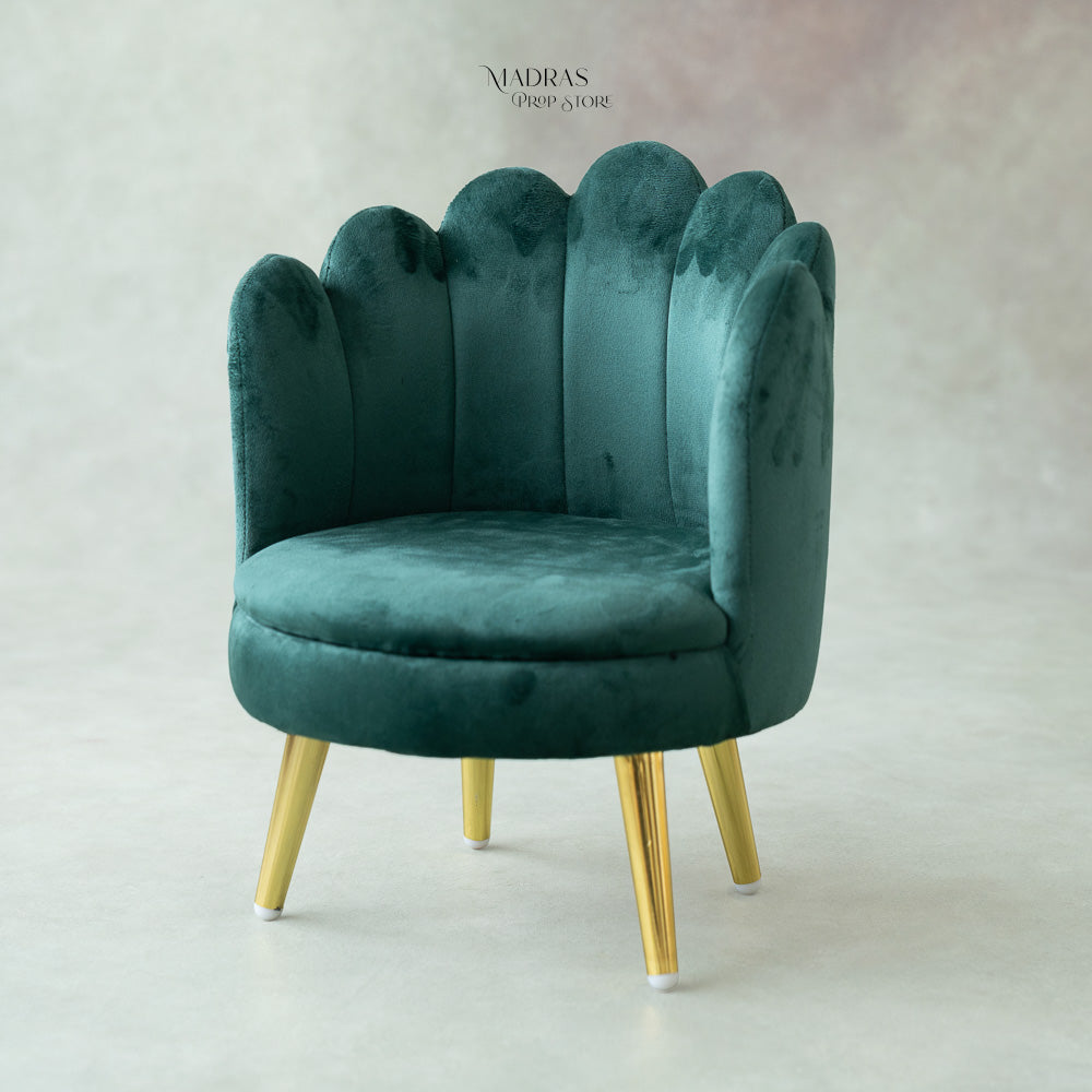 Wrap-Around Sofa : Baby Props