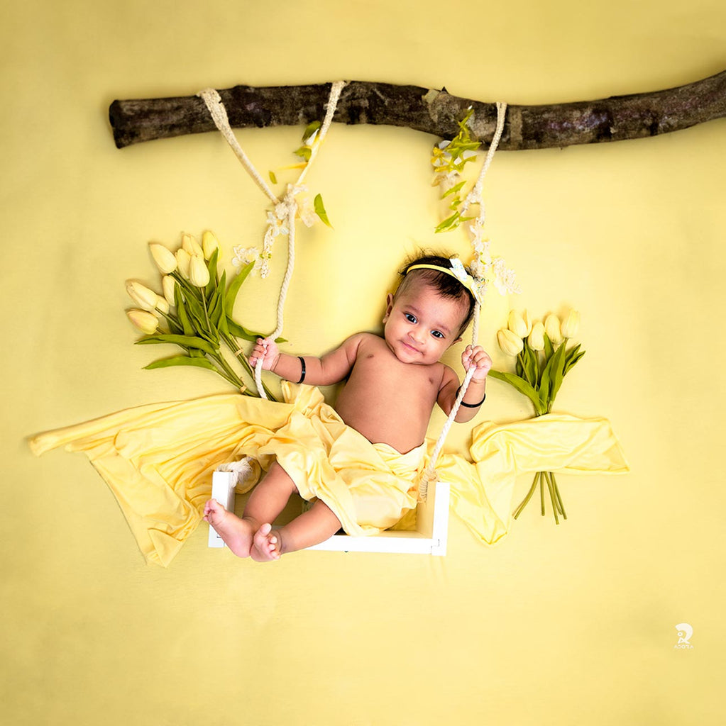 Newborn - Wooden Swing Prop : Baby Props