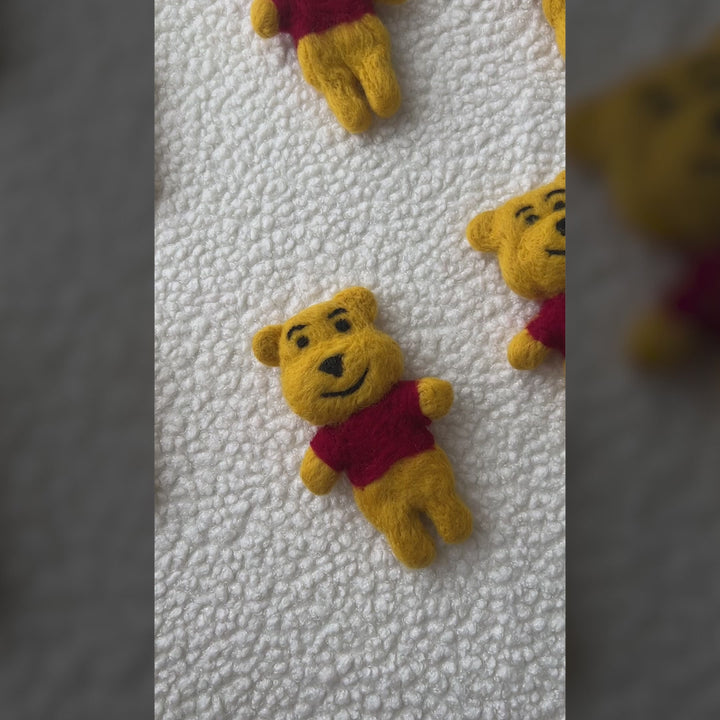 Pooh Toy Felted : Baby Props