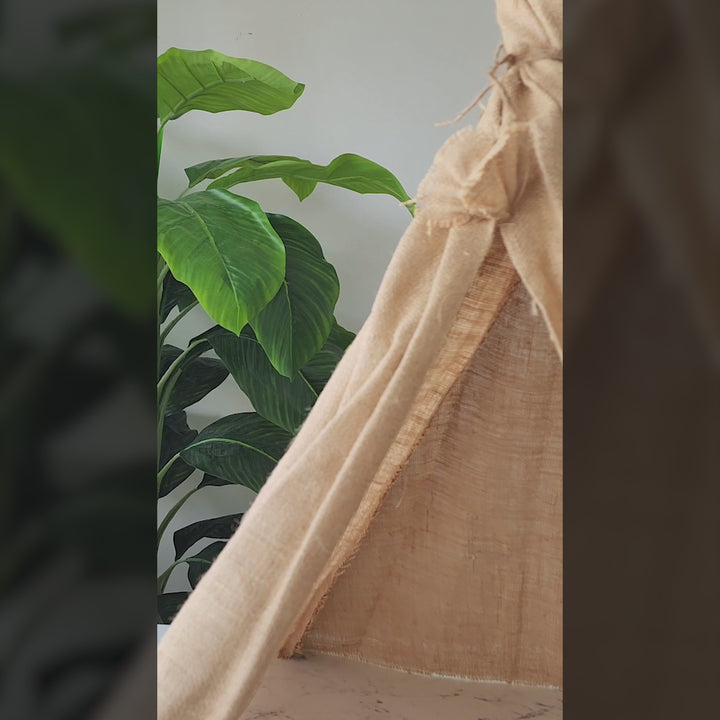 Jute tent : Baby Props