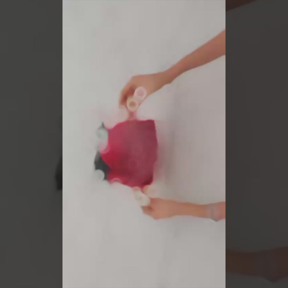 Strawberry cap | Newborn : Baby Props