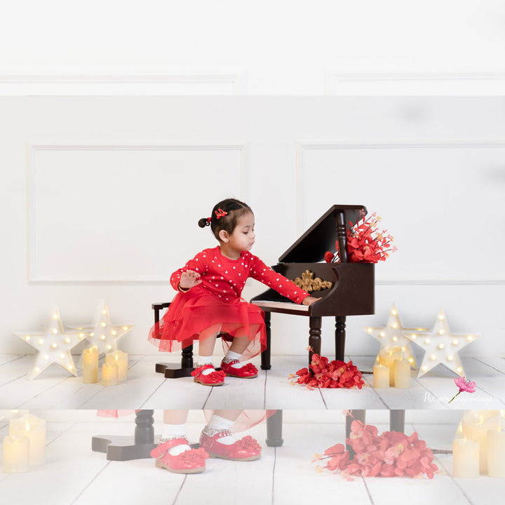 Grand Piano With Chair ( Premium Finish ) : Baby Props