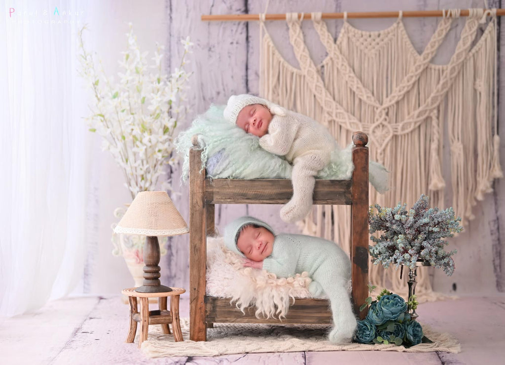 Newborn Twins Bed