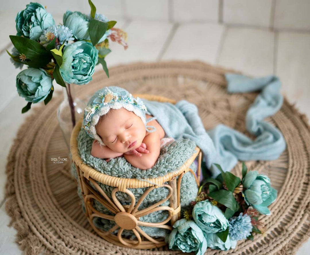 Blossom Basket : Baby Props