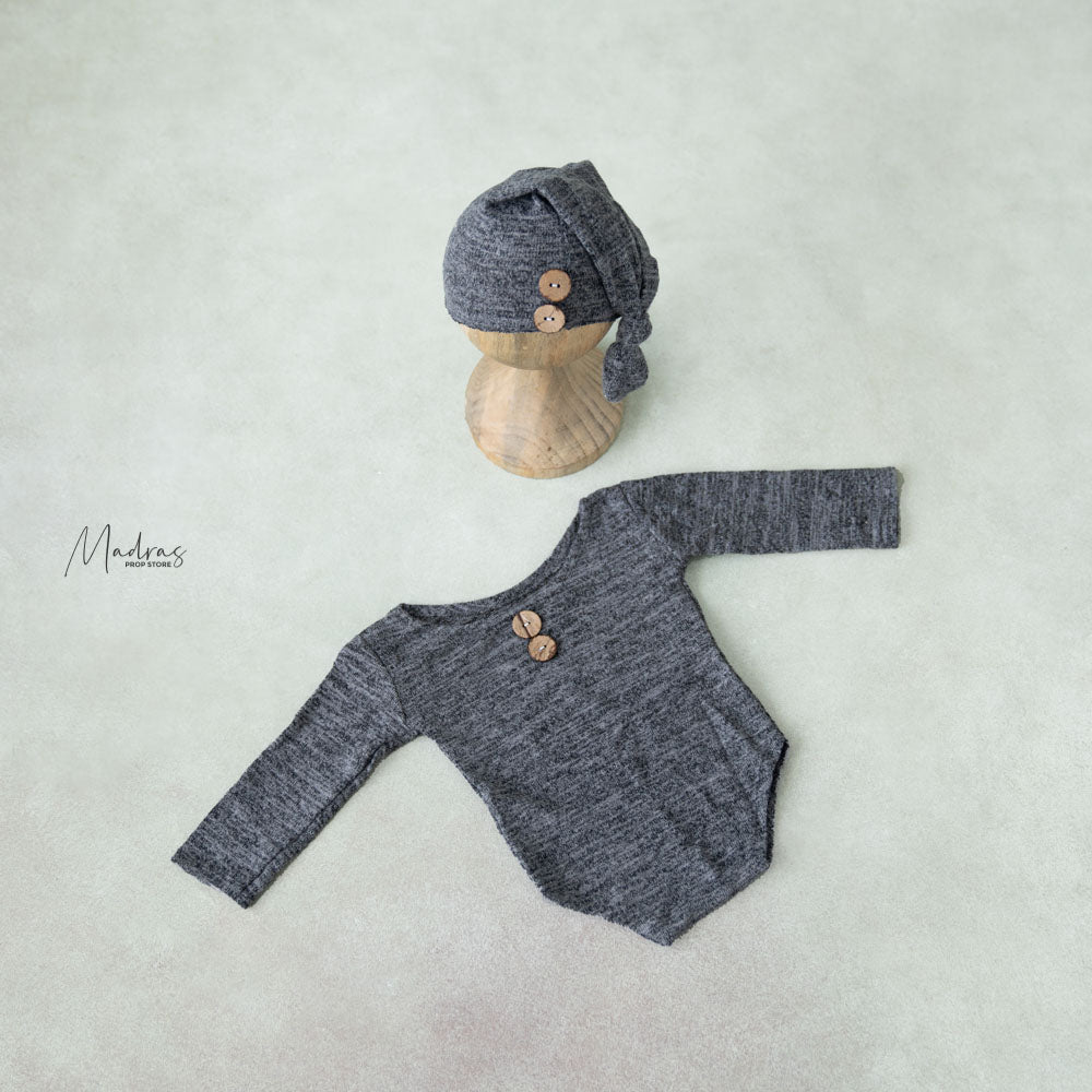 Aiden Romper With Sleepy Cap : Baby Props