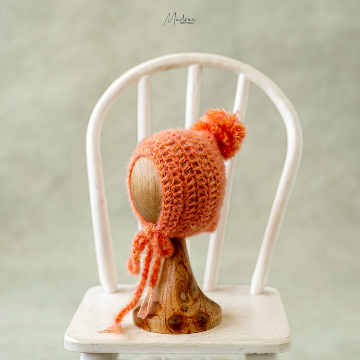 Pompom Cap : Baby Props