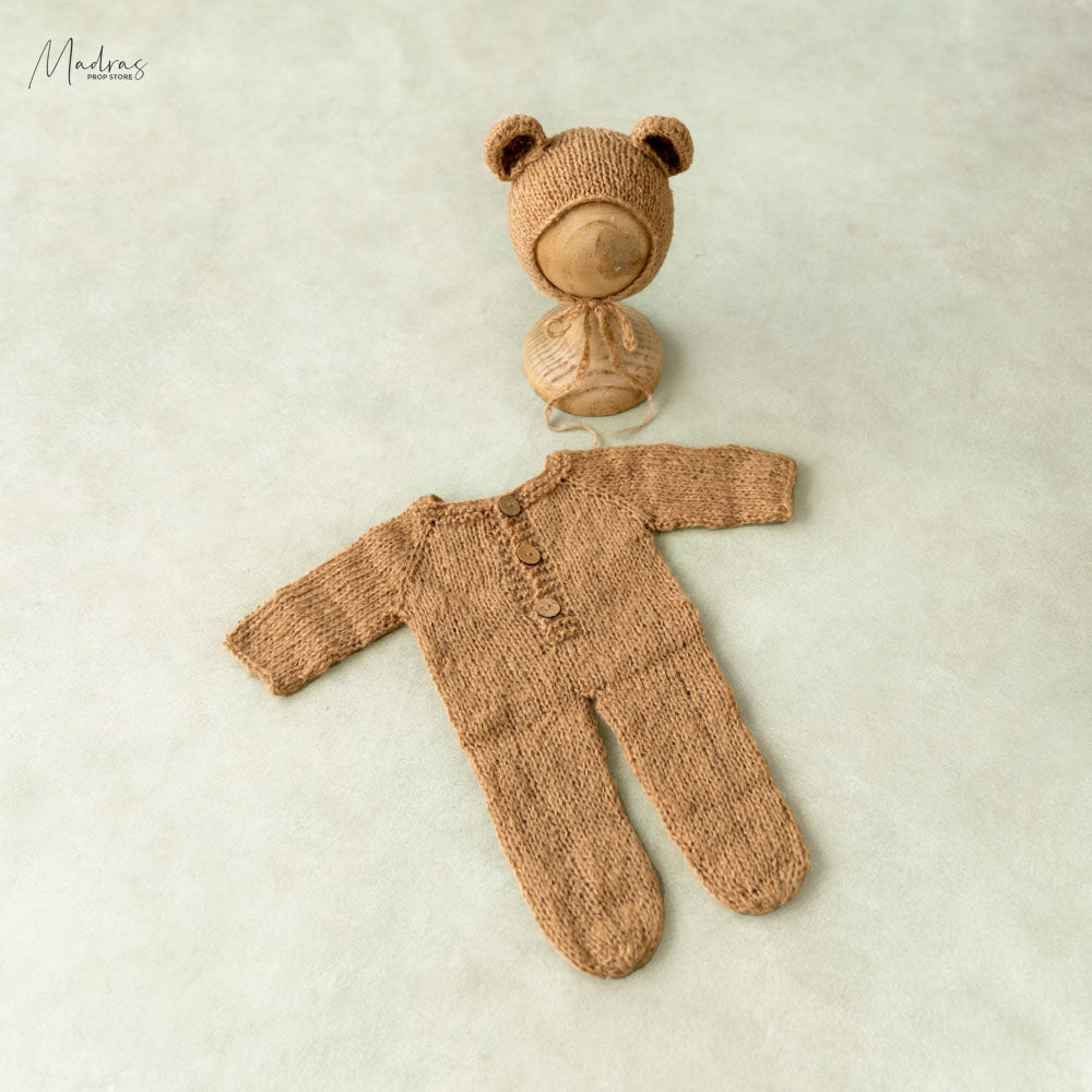 Knitted Bear Outfit : Baby Props