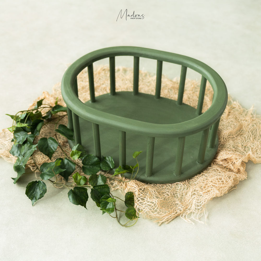 Oval Crib : Baby Props