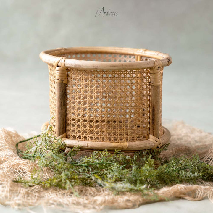 Cane Basket : Baby Props