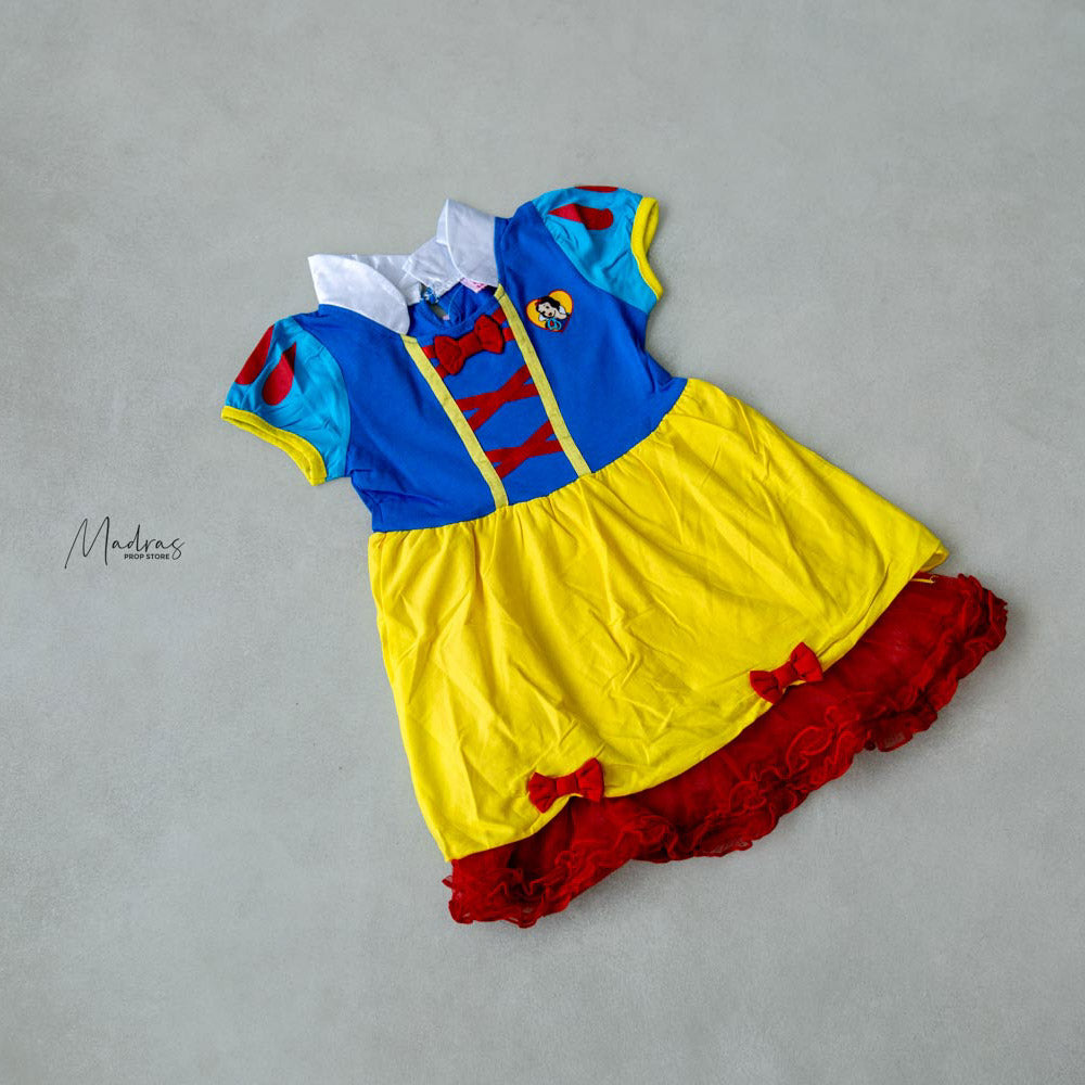 Snow White Gown : Baby Props