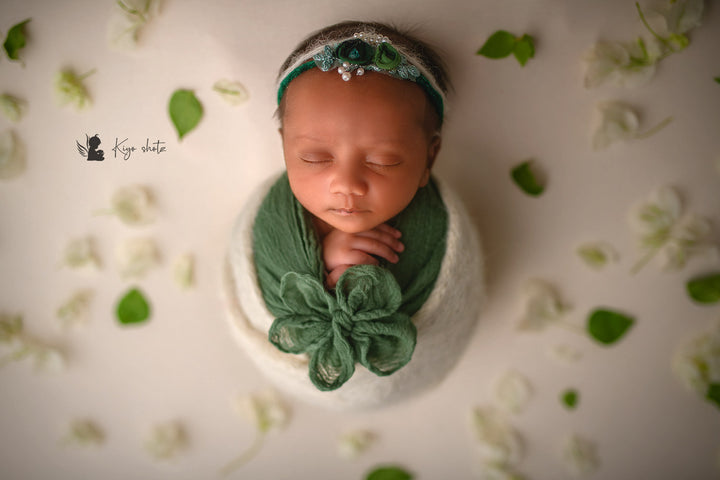 Cutie Pie Headbands : Baby Props