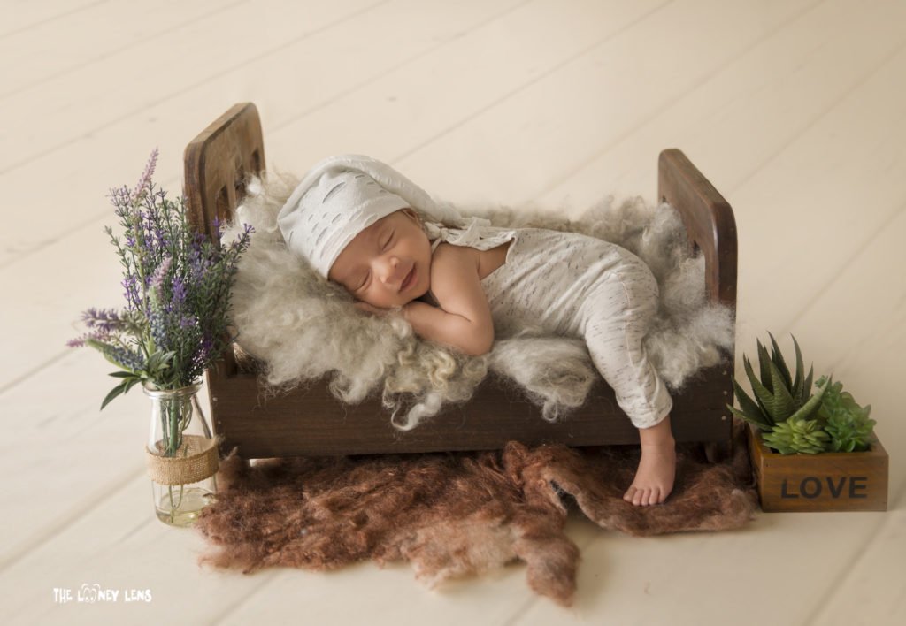 Newborn bed props best sale