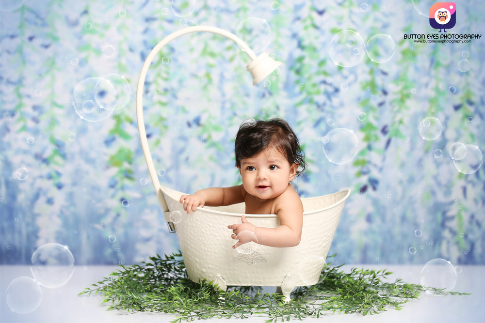 Clawfoot Bath n Shower Tub  With Removable Shower : Baby Props