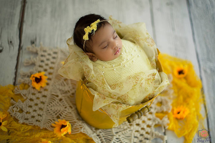 Rustic Cream Wooden Floor : Baby Backdrops