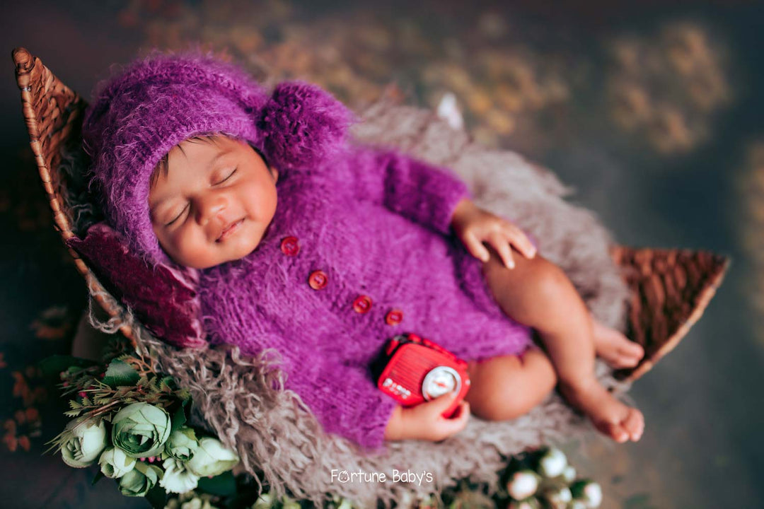 Newborn Bear Outfit : Baby Props