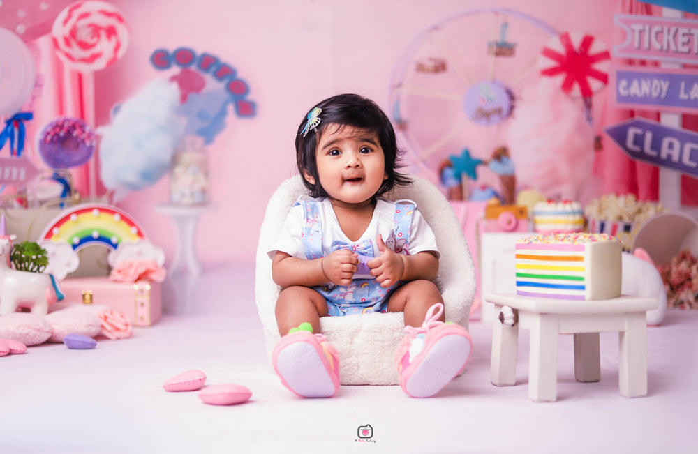 Confetti cake slice : Baby Props