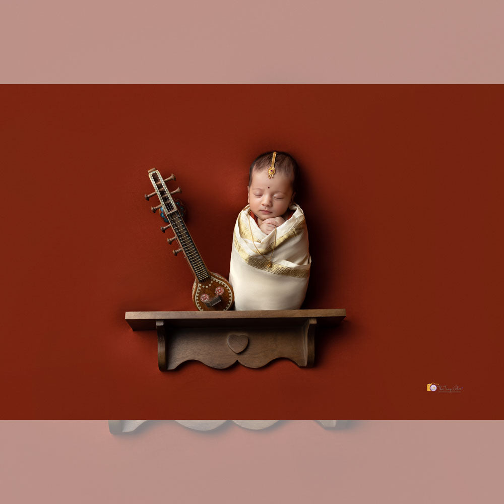 Baby Ledge : Baby Props